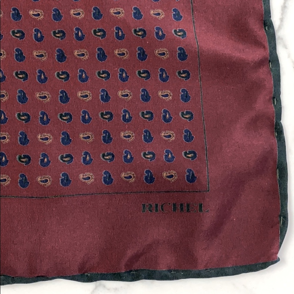 Richel designer vintage 100% Silk scarf-17.5” sq